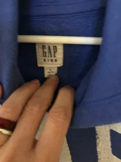 Outlet- Buzo azul con capucha. GAP. 6/7 años. en internet