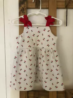 Vestido blanco con cerezas y moños. JAMP. 12 meses. - comprar online