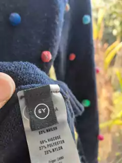 Sweater azul c aplique de bolitas de colores - LITTLE AKIABARA - Talle 6 años - Lo Canto • Moda Circular