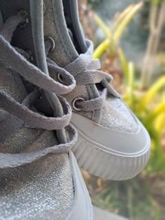 Zapatillas plateadas glitter botita c suela bca de goma - CHEEKY - Talle 29 - comprar online