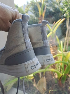 Zapatillas plateadas glitter botita c suela bca de goma - CHEEKY - Talle 29 en internet