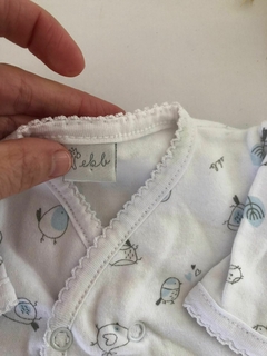 Batita blanca con pajaritos celeste. Recién Nacido- - Lo Canto • Moda Circular