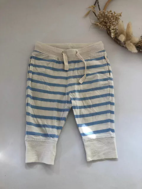 Pantalón de algodón a rayas celeste. AKIABARA. 3 meses Akiabara tiene talles chicos. Va para RN.