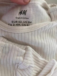 SET- Dos bodys ML blancos. HYM. 3 meses. - comprar online