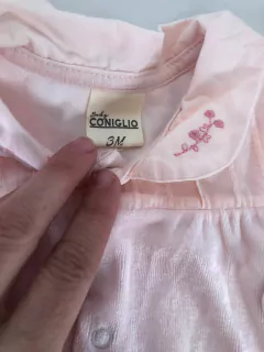 3M | Enterito de algodón rosa con cuellito. CONIGLIO. 3 meses. - comprar online