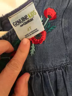 Vestido denim ML con flores rojas. OSHKOSH. 4 años - comprar online