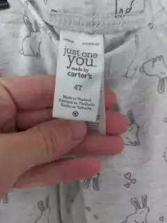 Calza de algodón gris con conejos. CARTERS. 4 años. - comprar online