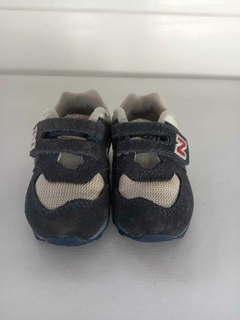 T19 | Zapatillas NB con abrojo. Talle 19. - comprar online