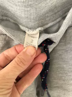 Pantalón jogging gris con puños con rayas. CHEEKY. Talle 2 años. en internet