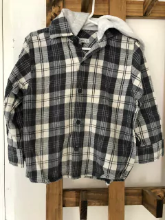 Camisa leñadora con capucha gris. Weak Meak. Talle 2 años. Es amplia, - comprar online