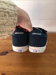 Zapatillas azules con abrojo. JAGUAR. Talle 25. - comprar online