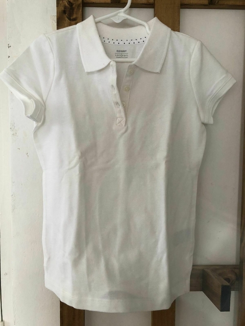 6/7A | Remera chomba blanca. OLD NAVY. 6/7 años. Sin uso.