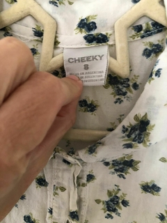 Camisa MC blanca con flores. CHEEKY. Talle 8 años. - comprar online