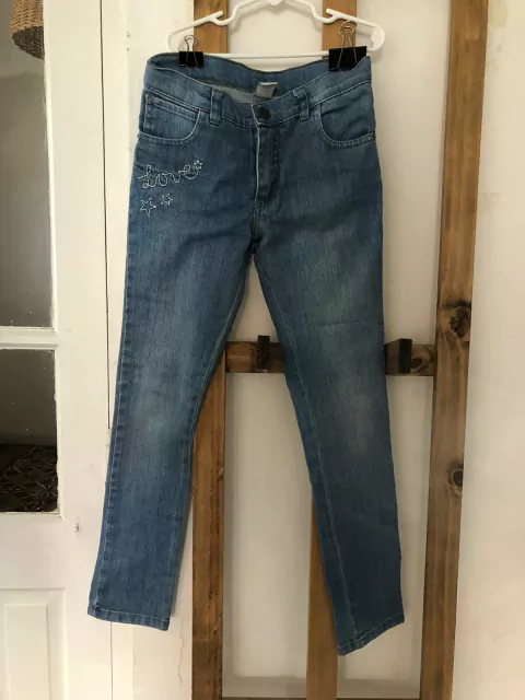12A | Jean celeste con bordado Love. CHEEKY. 12 años. Como nuevo.