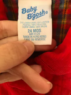 Campera roja con botones forrada adentro a cuadros. OSHKOSH. 24 meses. en internet