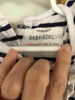 Enterito a rayas azul y blanco con short de denim. PRIMARK. 12/18 meses. en internet