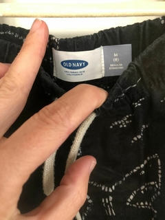 Short negro con tiburones. OLD NAVY. Talle 8 años. - comprar online