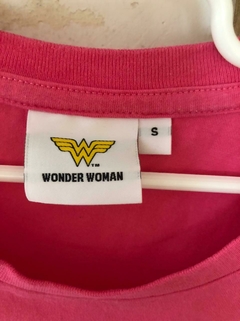 Remera rosa Wonder Woman. 10 años. en internet