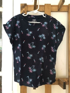 9A | Remera azul con palmeras. Summer Vibes. Talle 11. Como para 9 años. - comprar online