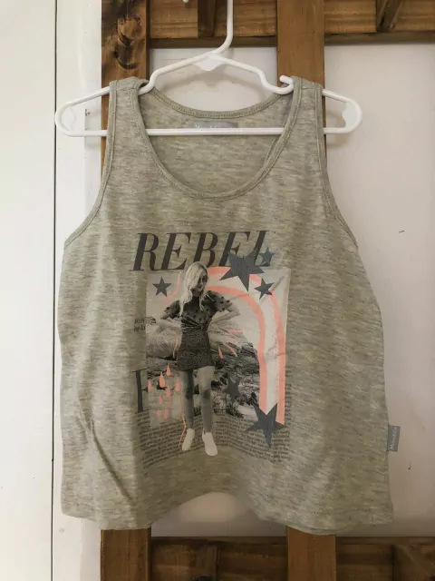 8A | Outlet- Musculosa gris con estampado. MIMO. Talle 8.