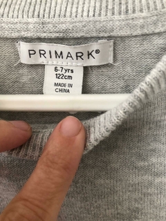 Sweater gris con unicornio con brillos. PRIMARK. 6/7 años. - comprar online