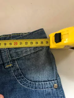 Short de jean azul. SPANKY. Talle 5 años. Mide 26 cm de cintura. - tienda online
