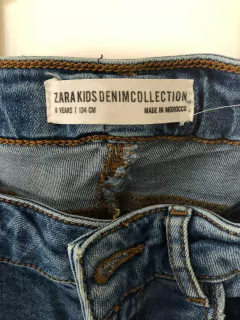 9A | Jean azul con franja a los costados. ZARA. 9 años. en internet