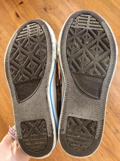 T27 | Zapatillas CONVERSE rosas con ovejitas. CONVERSE. Talle 27 de acá. Ver etiqueta en foto. en internet