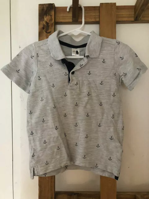 Chomba gris con anclas. HYM. 18/24 meses.