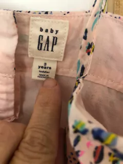 3A | Vestido rosa con flores, volados y breteles finitos. GAP. 3 años. - comprar online