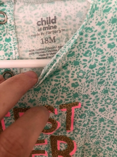 Remera sin mangas verde agua con letras doradas. CARTERS. 18 meses. en internet