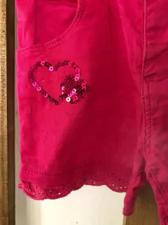 12/18M | Short fucsia con corazón de lentejuelas. MIMO. Talle XL de Bebe. 12/18 meses. - comprar online