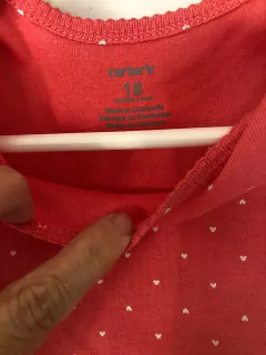 Body MC salmón con corazones. CARTERS. 18 meses. - comprar online