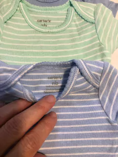 SET- RN | Tres bodys: dos a rayas verde agua y celeste y otro celeste MC. CARTERS- Recién Nacido. en internet