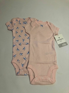 NUEVOS- Dos bodys MC rosa con pajaritos y rosa liso. CARTERS. Recién Nacido. - Lo Canto • Moda Circular