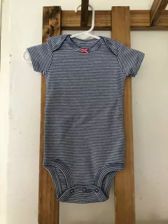NUEVO 3M | Body a rayas azules y blancas MC. CARTERS. 3 meses. en internet