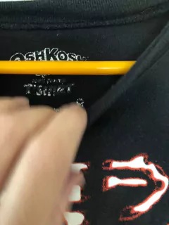 8A | Outlet- Remera negra ML con esqueleto. OSHKOSH. 8 años. - comprar online