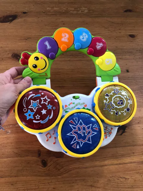 Juguete musical. No viene con las pilas.