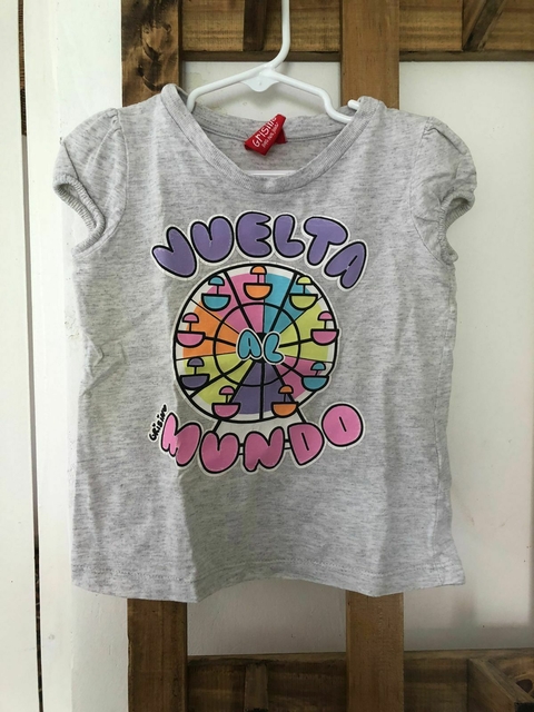 Outlet- Remera MC Vuelta al mundo. GRISINO. 4/5 años.