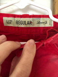3/4A | Bermuda roja. Denim Co. 3/4 años. La cintura mide 28 cm. en internet
