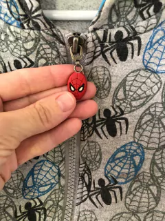 Buzo con cierre y capucha Spiderman. Marvel. Talle 6 años. - comprar online