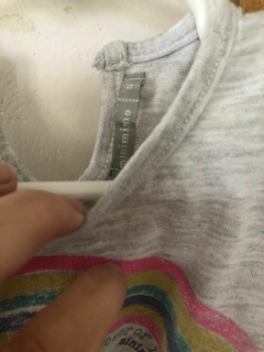 3M | Outlet. Vestido de algodón gris con estrella y volados. Mini MMO. Talle S. 3 meses. Manchita chiquita. - comprar online