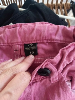 Pantalón rosa cargo. 8/9 años. 29 cm de cintura. Tiene elástico regulable. - comprar online