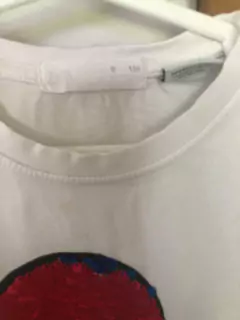 Outlet. Remera MC blanca Flash con lentejuelas que se dan vuelta. ZARA. 6 años. Manchita. - comprar online