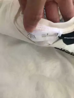 Remera ML blanca Minecraft. Con estampado en la espalda. ZARA. 7 años. en internet