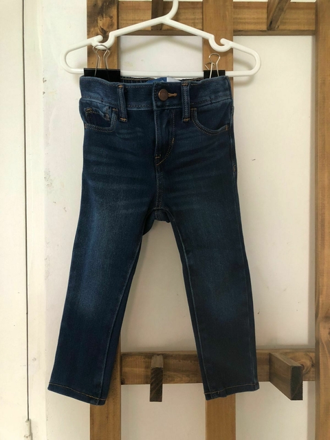 2A | Jean azul con spandex y elástico en la cintura. OLD NAVY. 2 años.