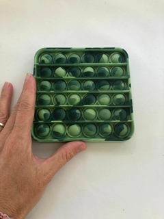 juguete- Pop it verde camuflado cuadrado. - comprar online