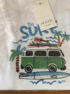 NUEVA- Remera MC blanca con estampa de surf. NEDI. 4 años. en internet