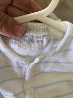 Saco blanco con rayas celestes. NEDI. 6 meses. - Lo Canto • Moda Circular