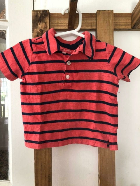 Remera MC naranja a rayas con cuello. CARTERS. 12 meses.